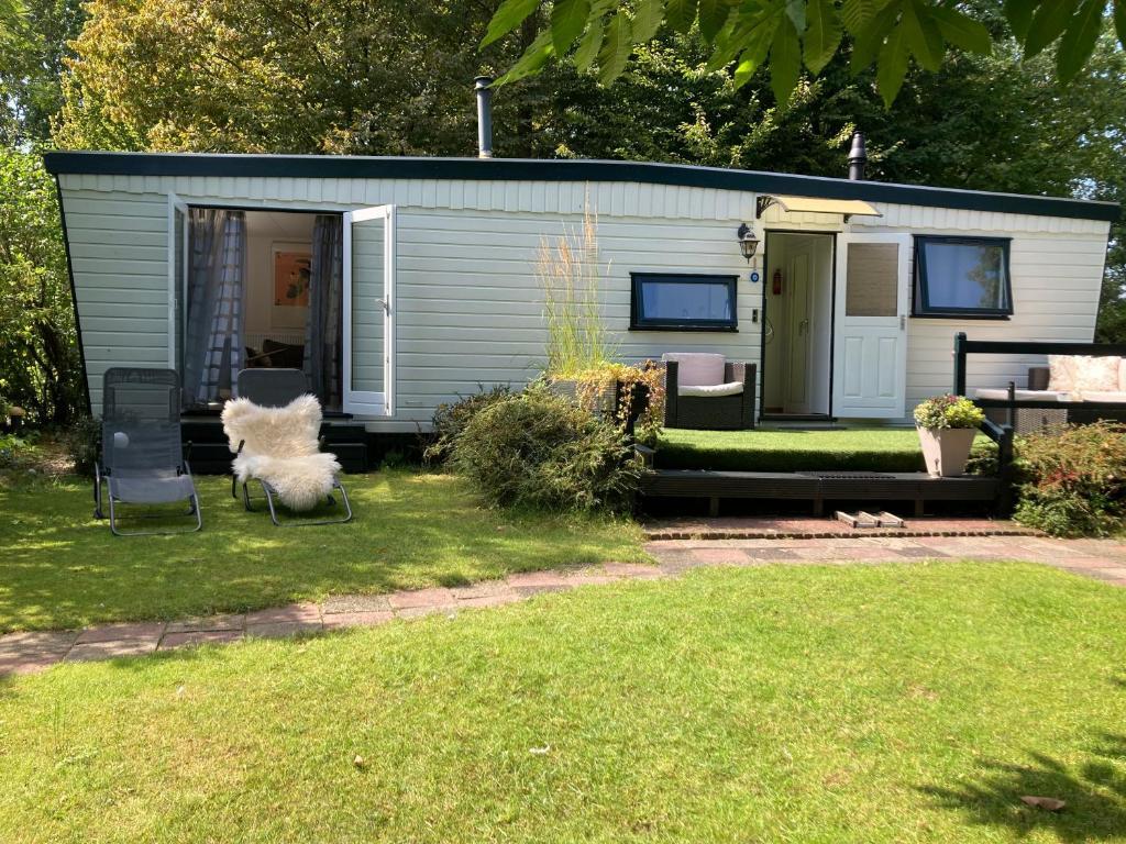 Charmant Chalet Op Een Bospark Op De Veluwe Βίλα Putten Εξωτερικό φωτογραφία